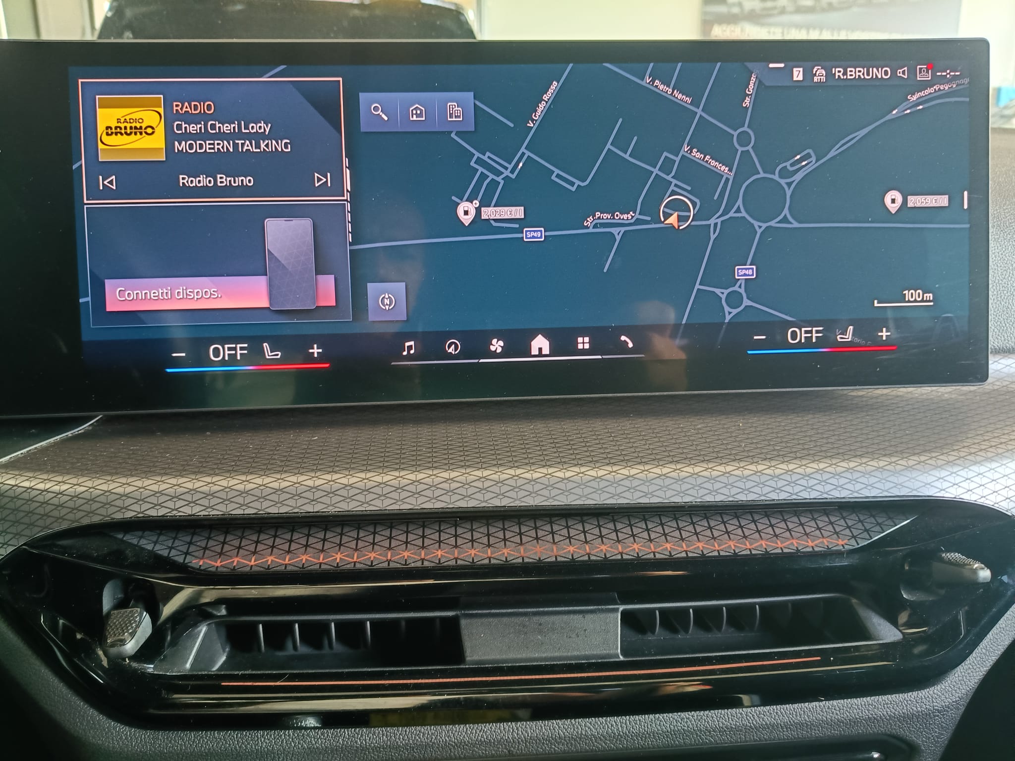 BMW 330i Touring XDrive MSport Auto - immagine 20